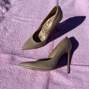 Sam Edelman size 8M nude heels